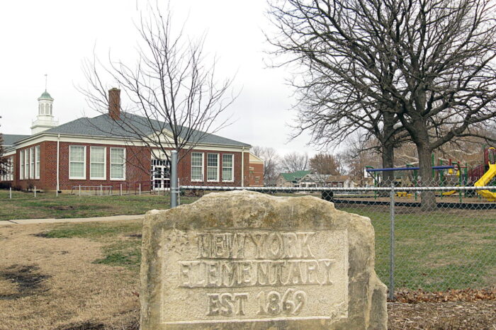 New York Elementary viewed from the front